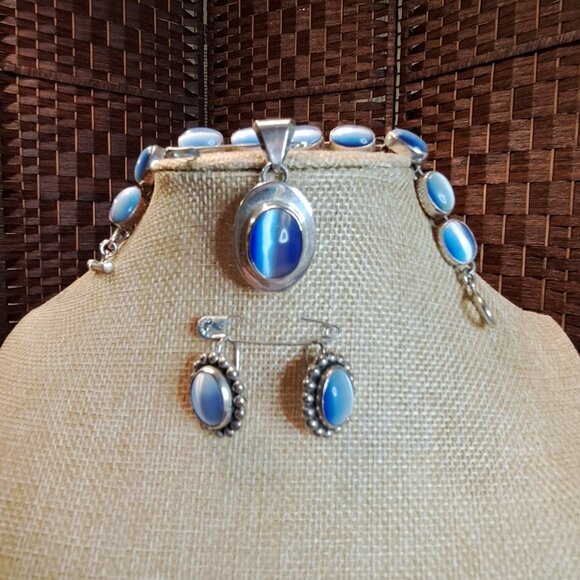 Jewelry - Vintage 925 Pendant, bracelet, and earrings